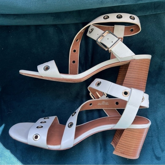 ANTONIO MELANI STACKED BLOCK HEEL ANKLE STRAP GROMMET SANDALS WHITE SIZE 10 - Picture 9 of 9
